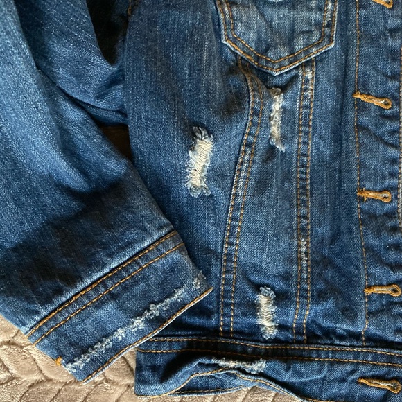 SOLD - y2k jean jacket! - Picture 3 of 3